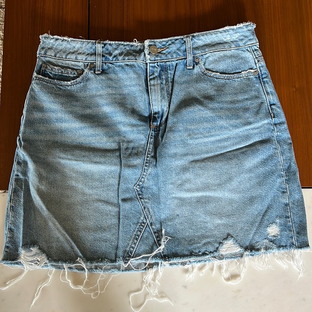 PAIGE Frayed Hem Denim Mini Skirt sz 29
